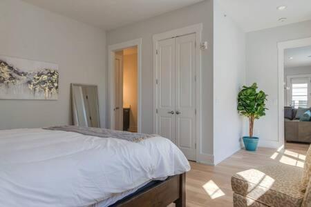 The Briar - Luxurious Condo Near Vanderbilt, Nashville Eksteriør bilde